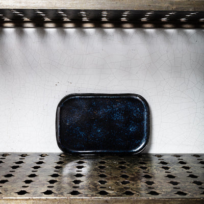 Stoneware flat plate n°2 - Noir d'Encre